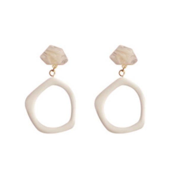 Irregular acrylic earrings - Picture 1 of 4